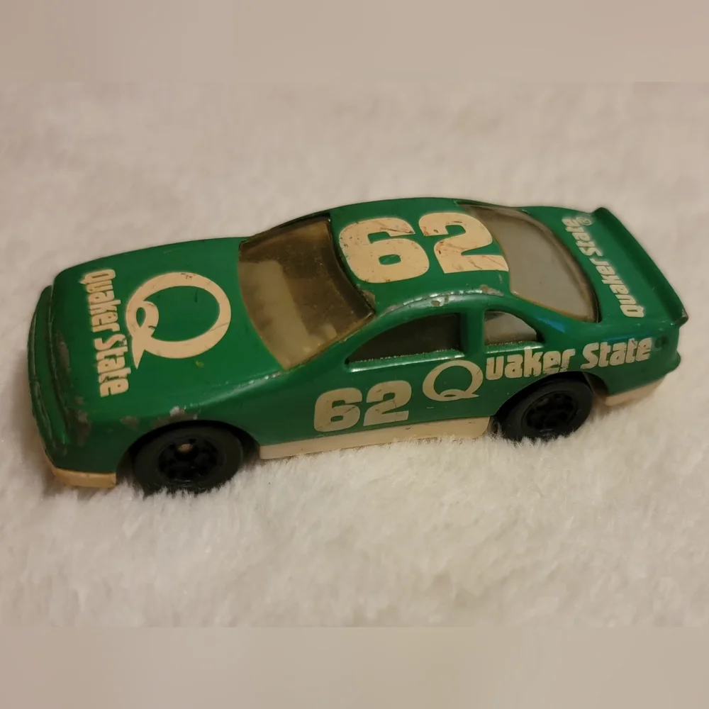 1993 Hot Wheels Quaker State #62 Nascar